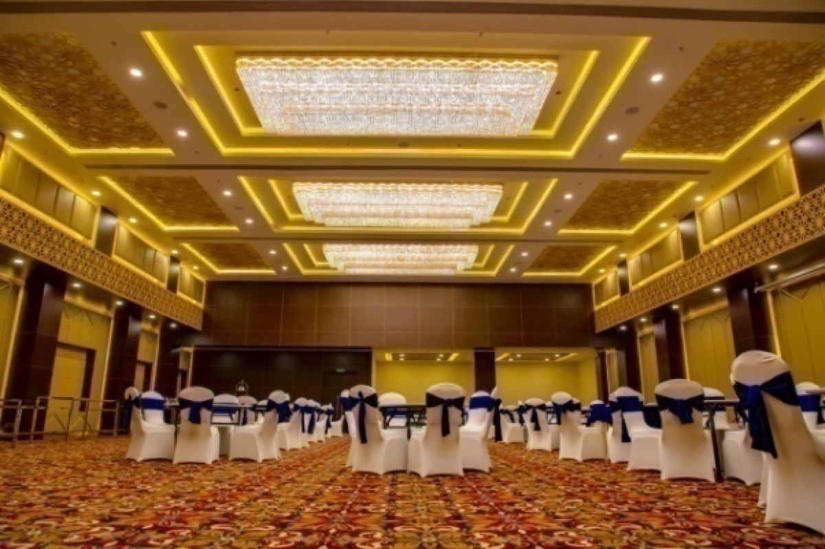 Banquet hall cooling